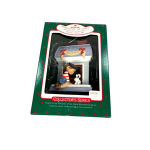 1988 Windows of the World #4-Joyeux Noel Collector's Hallmark Ornament Vintage